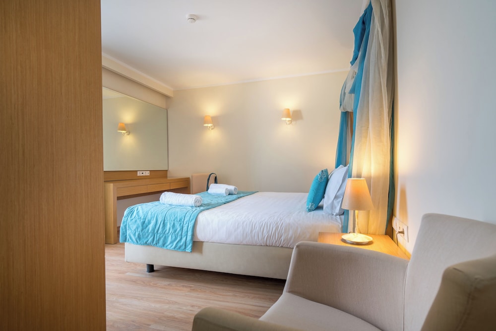 Superior Room, Sea View photo 2