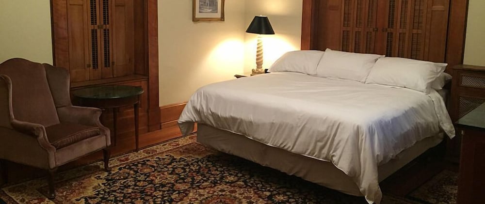 Room, 1 King Bed, Park View (Parkview Room)