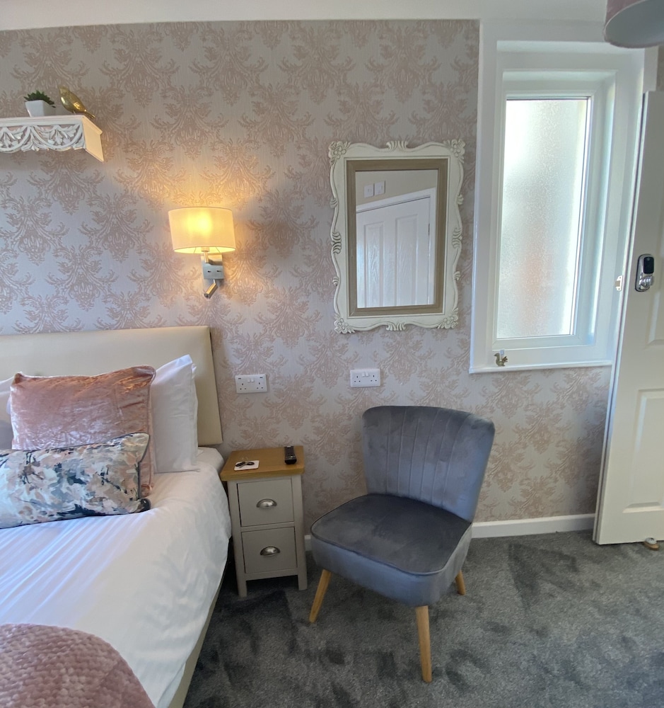 Double Room, Ensuite (Room 3)