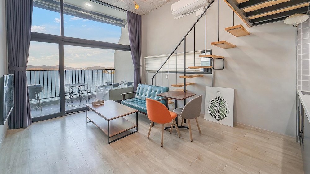 Basic Room, 1 Bedroom (304(Pet,Spa,Oceanview)) photo 1