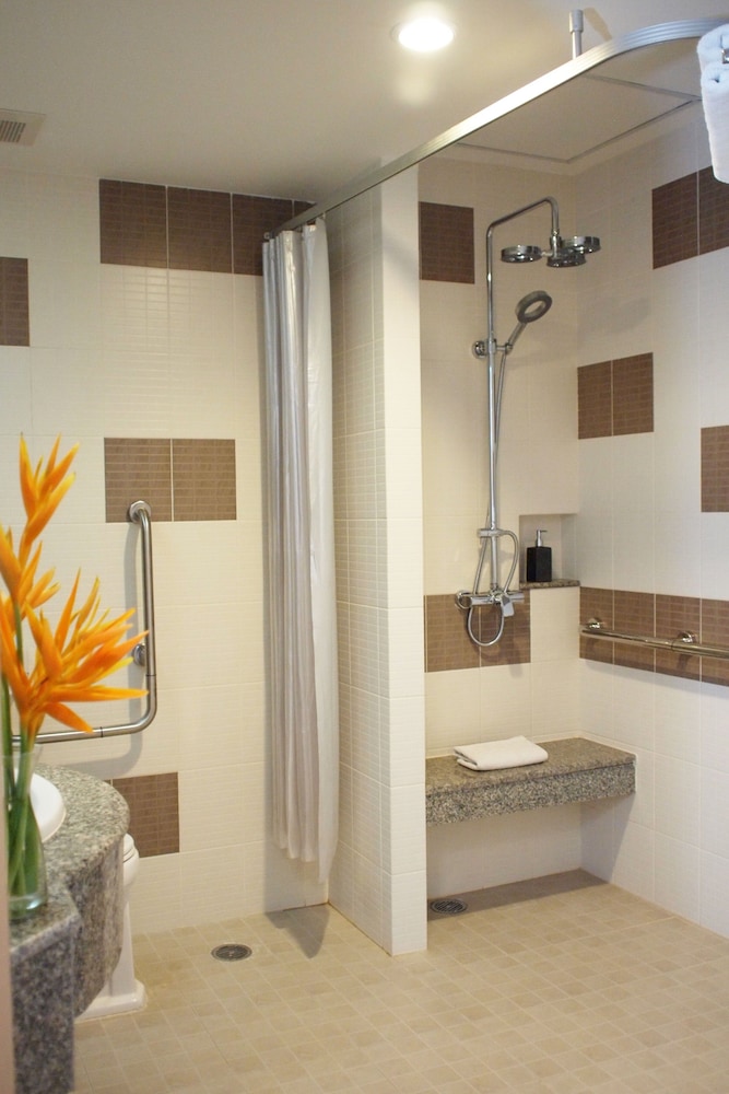 Superior Room - Photo 11