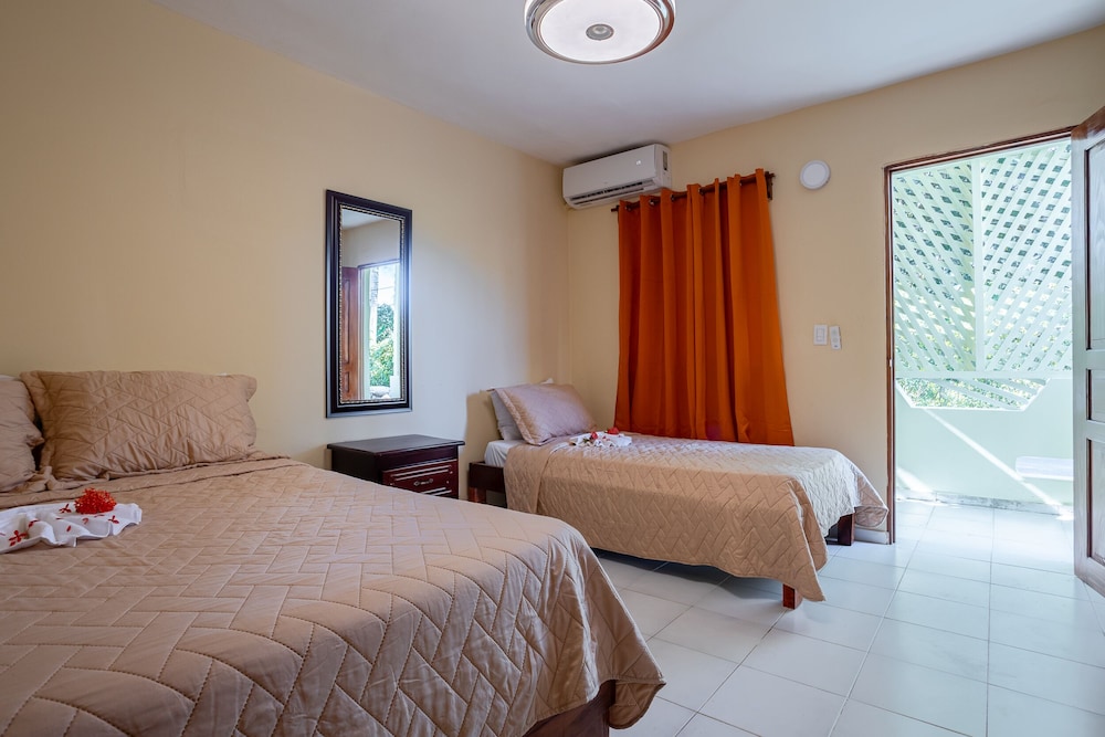 Triple Room - Photo 1