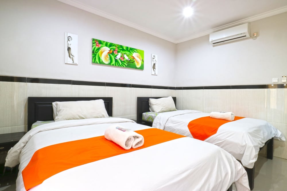 Deluxe Twin Room photo 3