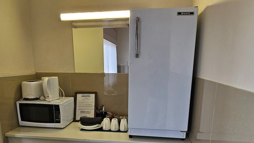 Basic Triple Room photo 2
