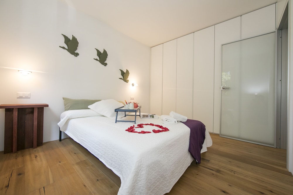 Family Apartment, Multiple Bedrooms (Charm apartment)