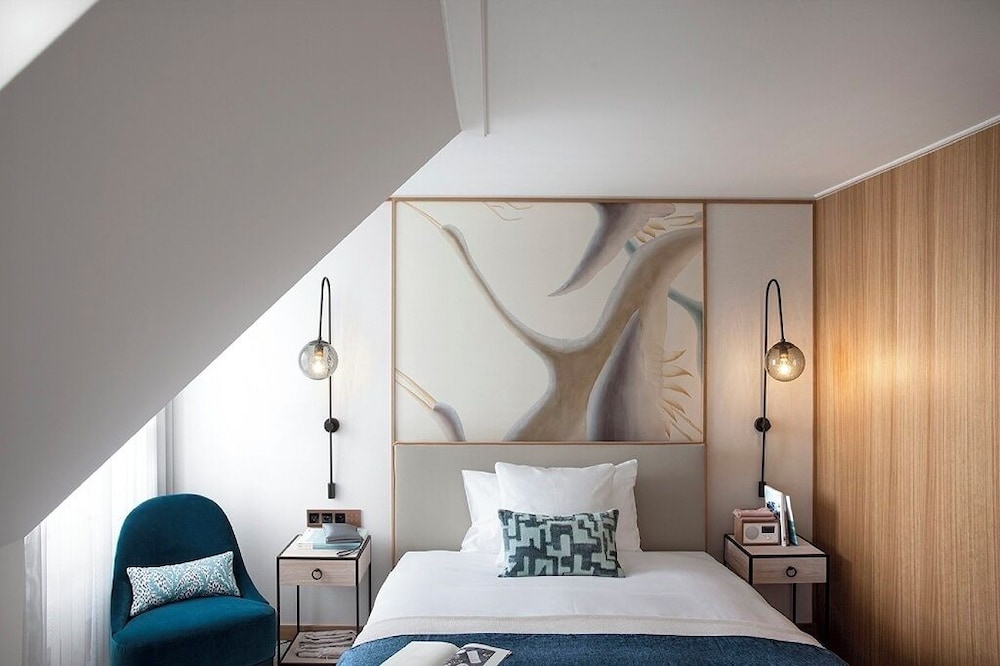 City Queen Room - Photo 1
