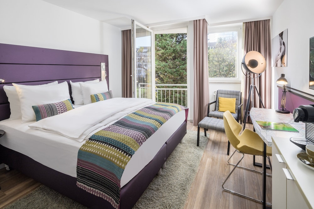 Standard Room, 1 Double Bed, Garden View - Photo 3