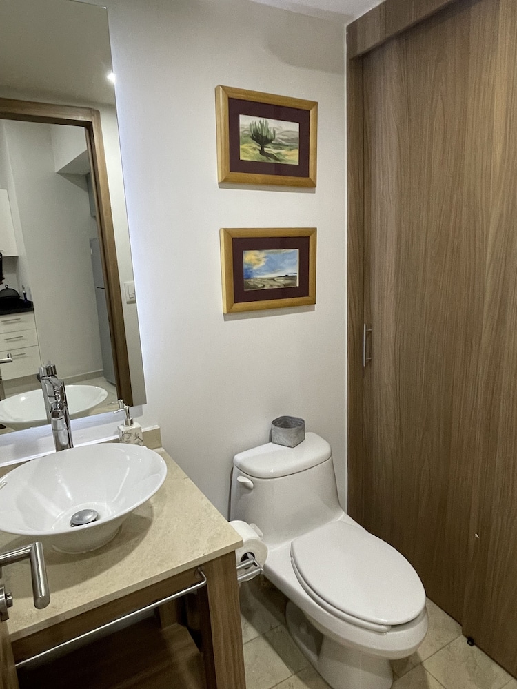 Deluxe Suite photo 2