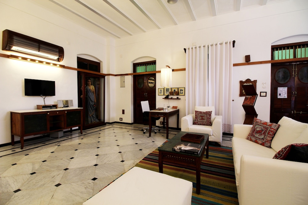 HMG Kanchangauri Suite
