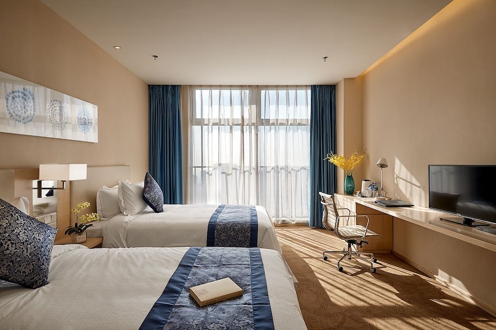 Deluxe Twin Room photo 2