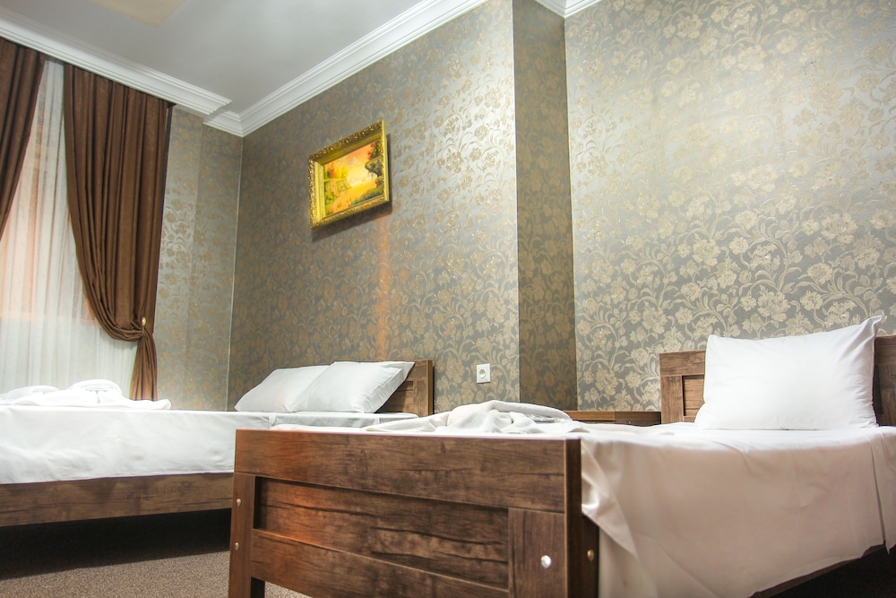 Standard Triple Room photo 2
