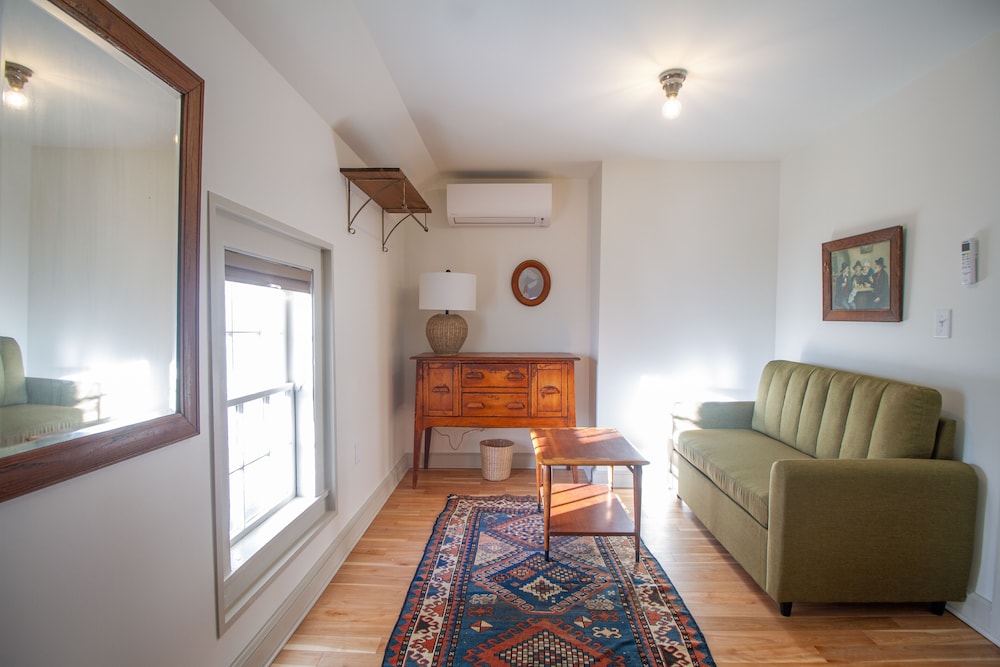 Birch Room photo 3