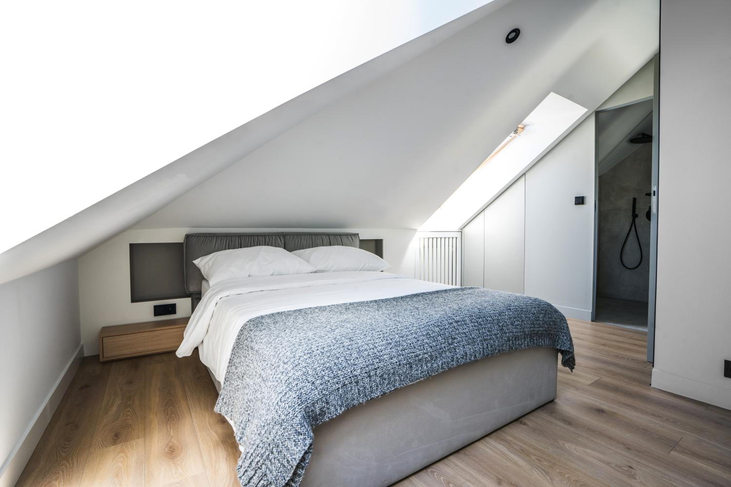 Double Room - Photo 3