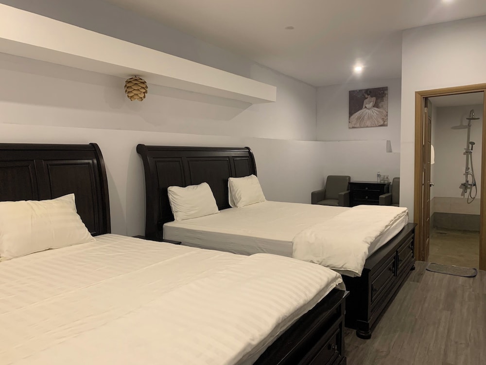 Deluxe Quadruple Room, 2 Queen Beds