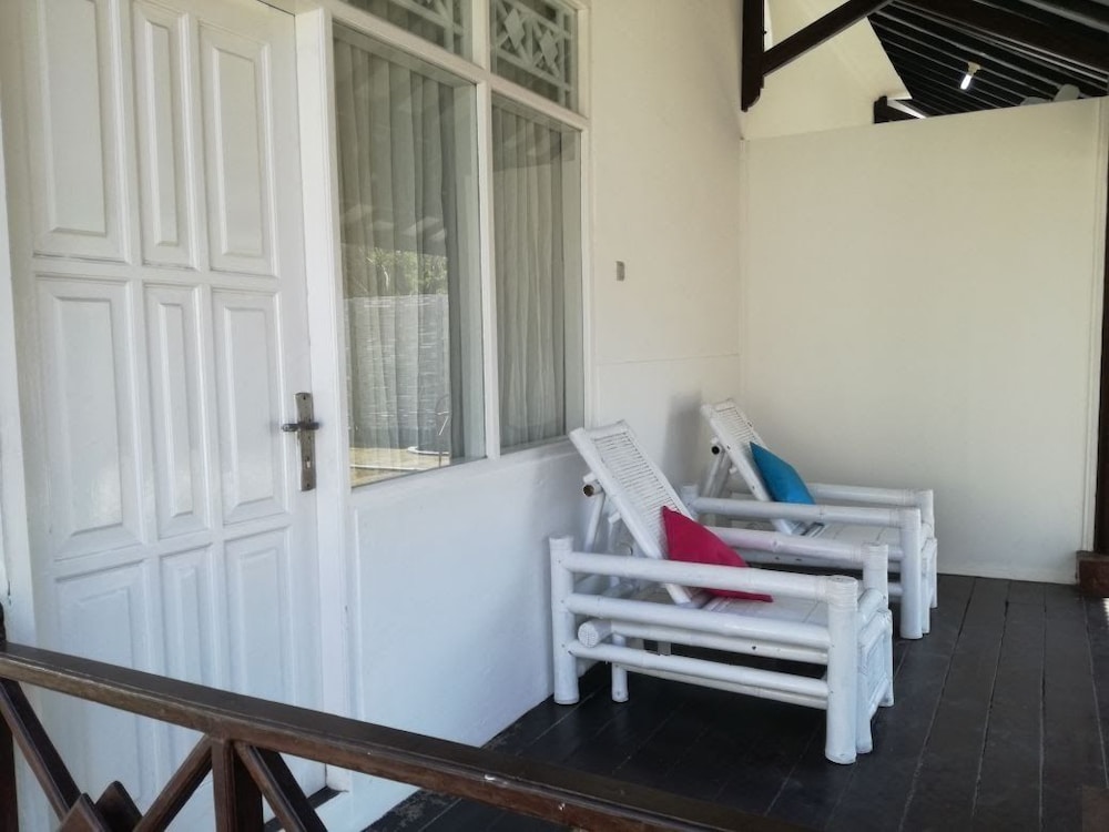 Standard Cottage, Patio photo 3