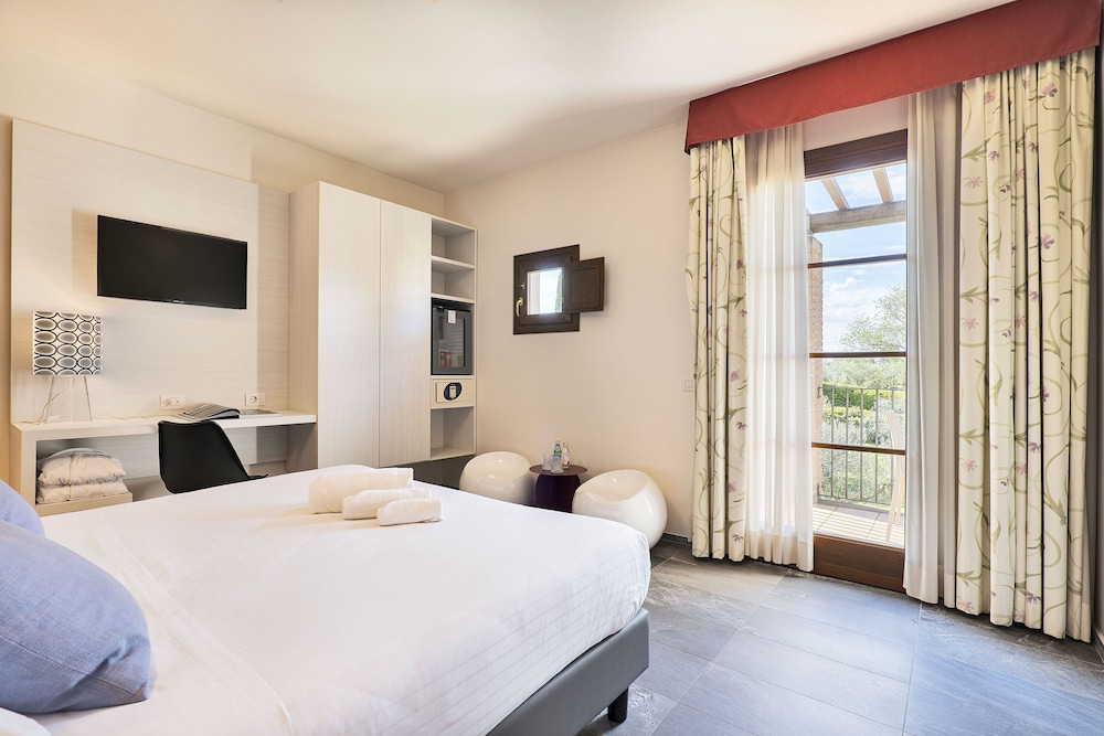 Classic Double or Twin Room