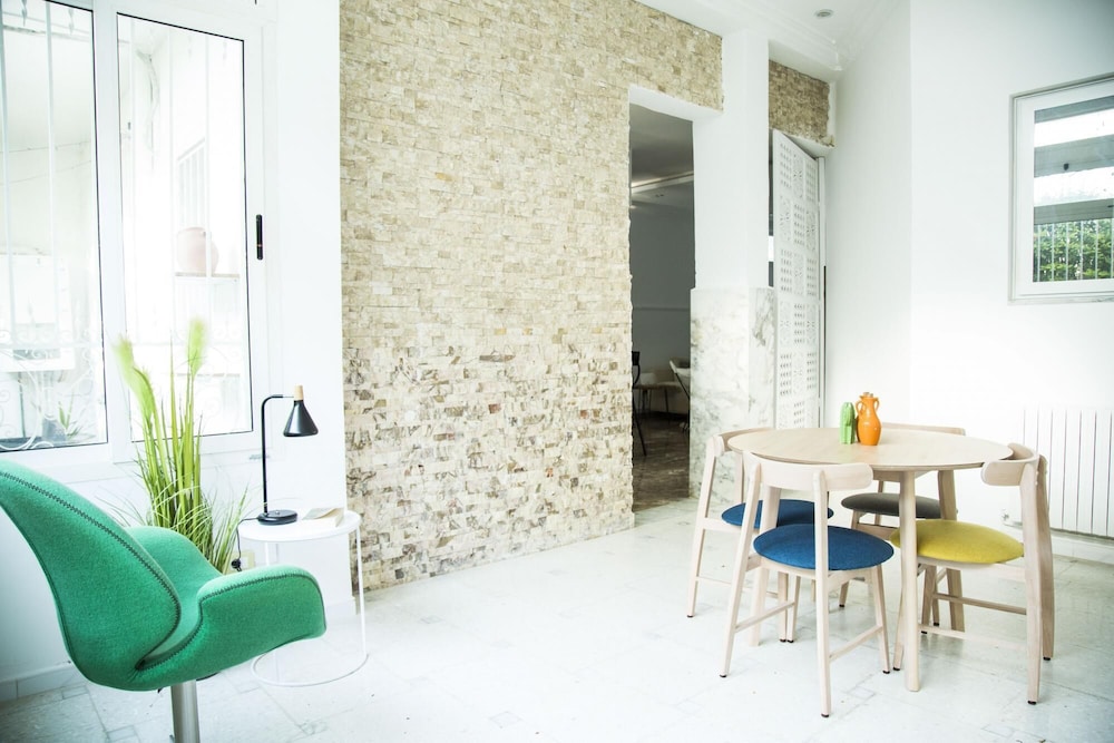 Apartment photo 1