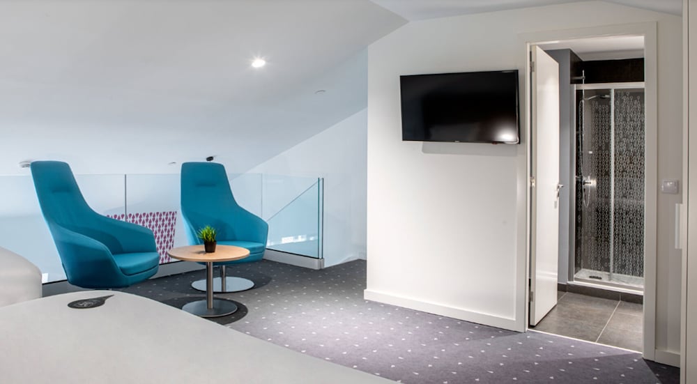 Standard Studio Suite - Photo 6