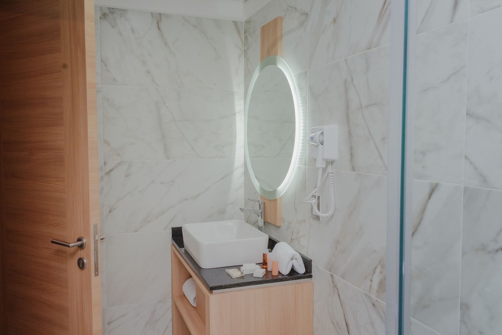 Standard Double Room - Photo 26