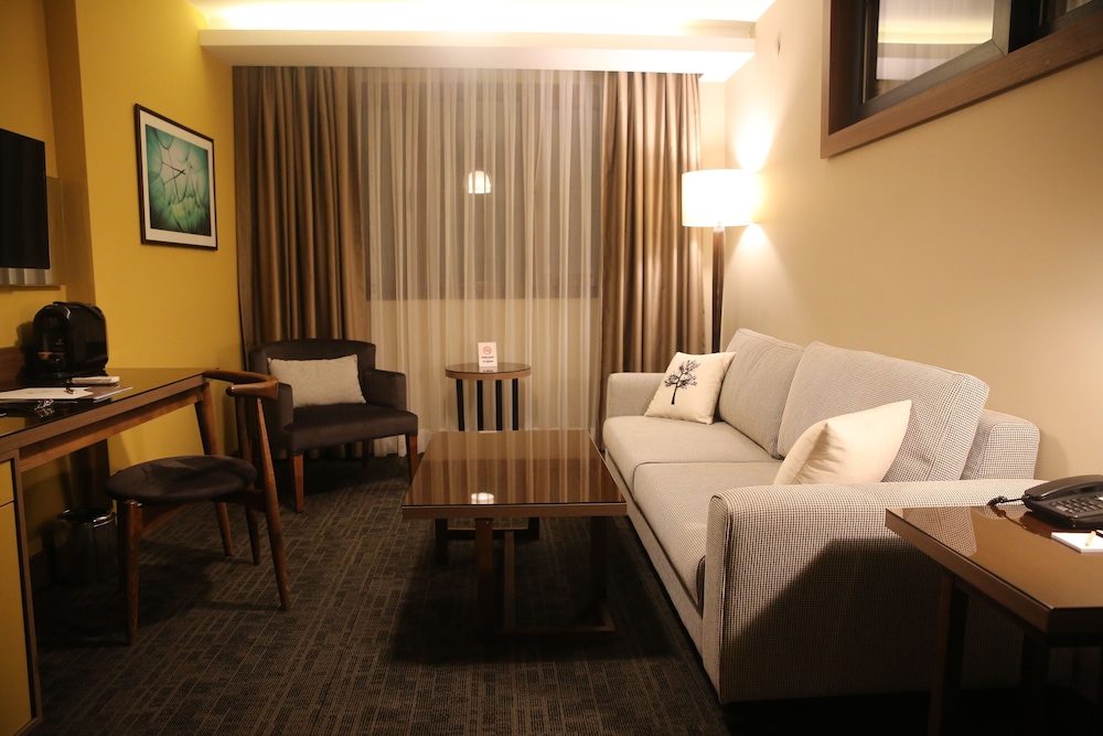 Suite photo 1