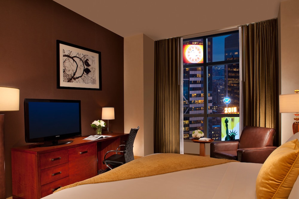 Suite, 1 King Bed (Millennium Suite - Times Square View)
