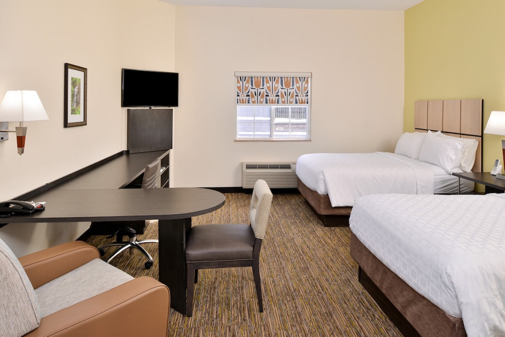 Studio Suite, 2 Double Beds - Photo 4