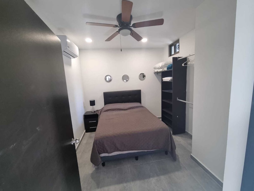 Family Studio, 1 Queen Bed, Beach View photo 1
