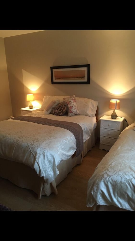 Double or Twin Room, Multiple Beds photo 1
