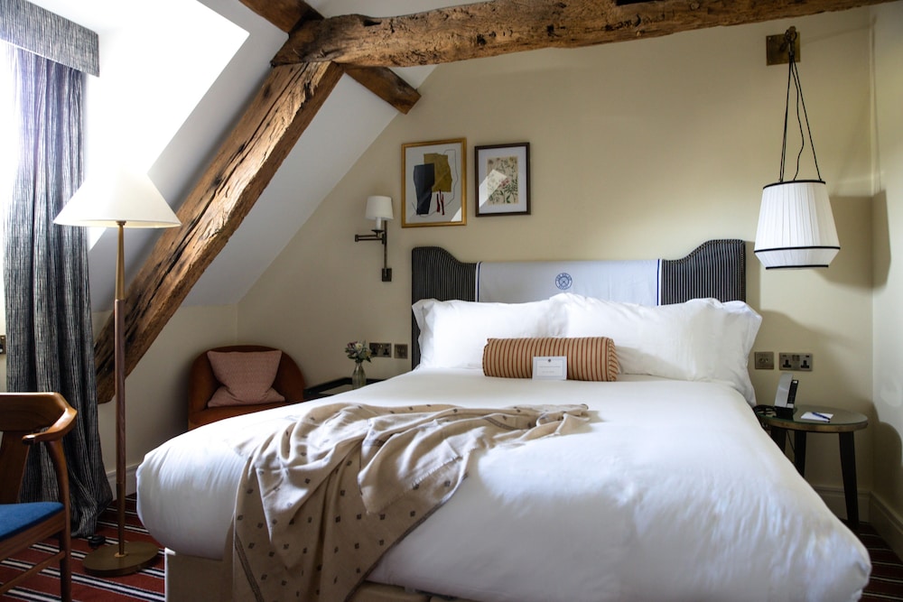 Classic Single Room, 1 Double Bed