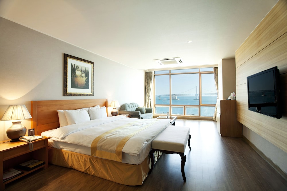 Deluxe Ocean Double Room - Photo 5
