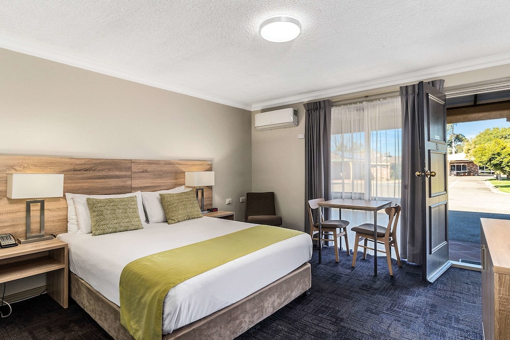 Family Suite, Multiple Beds, Non Smoking - Photo 1