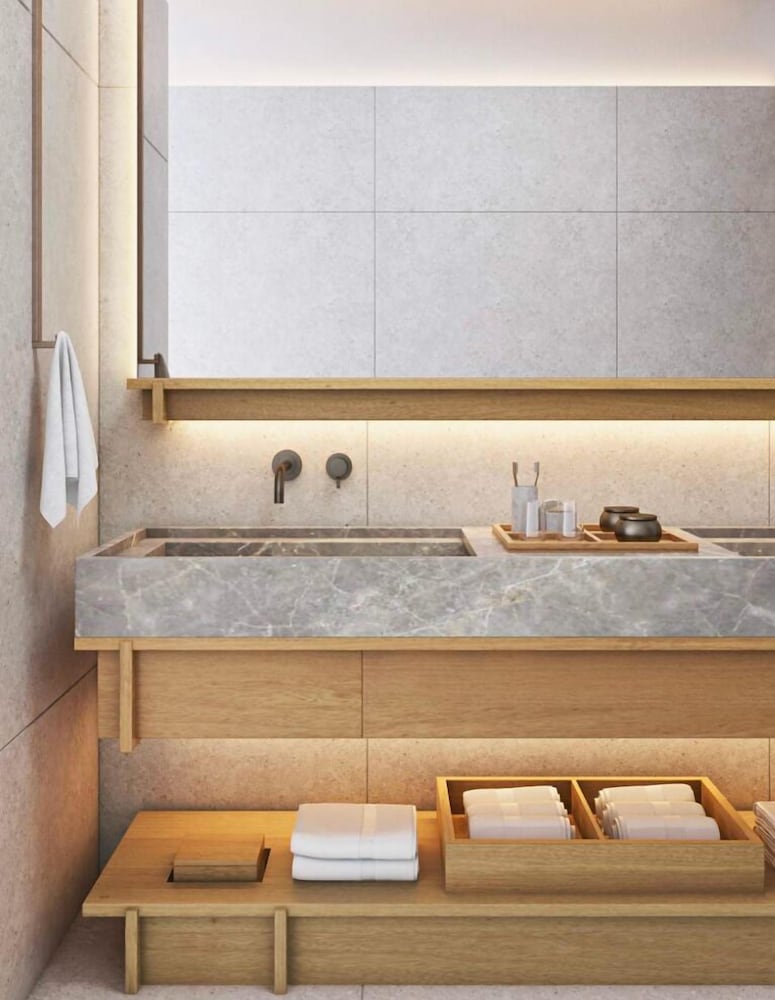 Zen Junior Suite