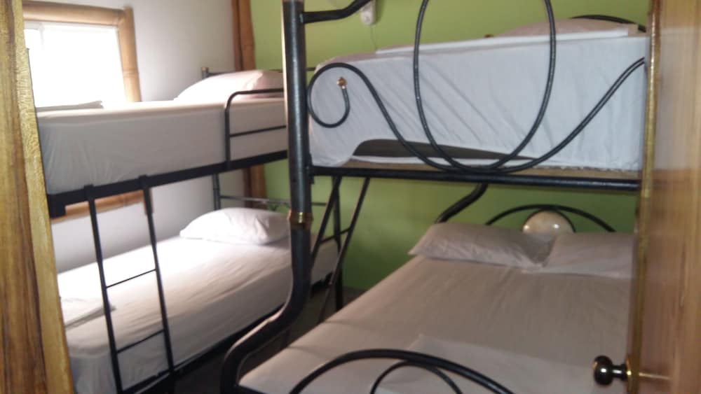 Apartment, Multiple Beds, Shared Bathroom photo 3
