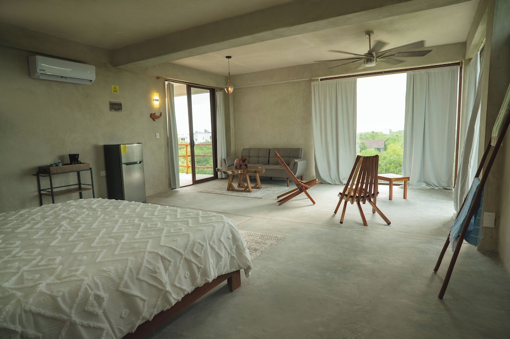 Elite Suite, Partial Ocean View