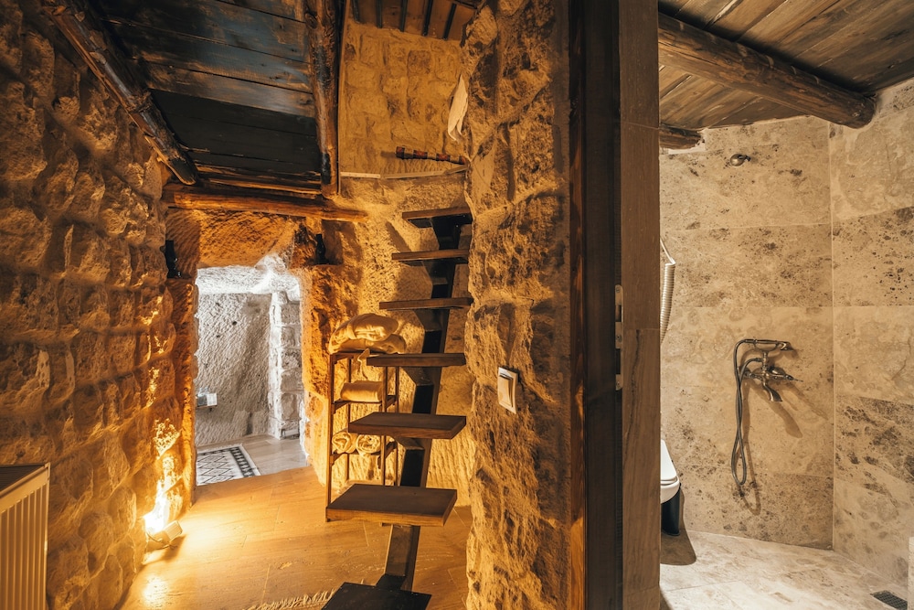 Royal Suite photo 2