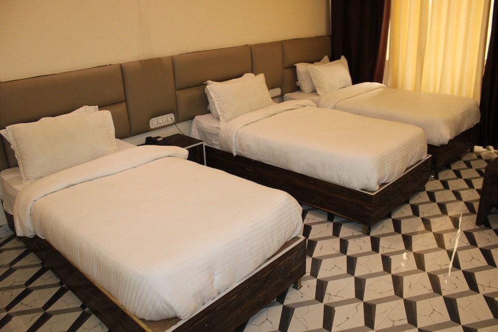 Grand Double Room photo 3