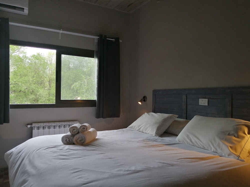 Standard Room, Pool View photo 1