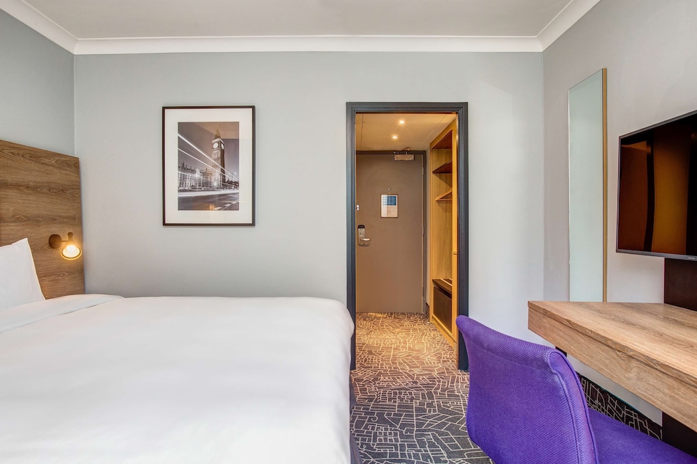 Standard Room - Photo 1