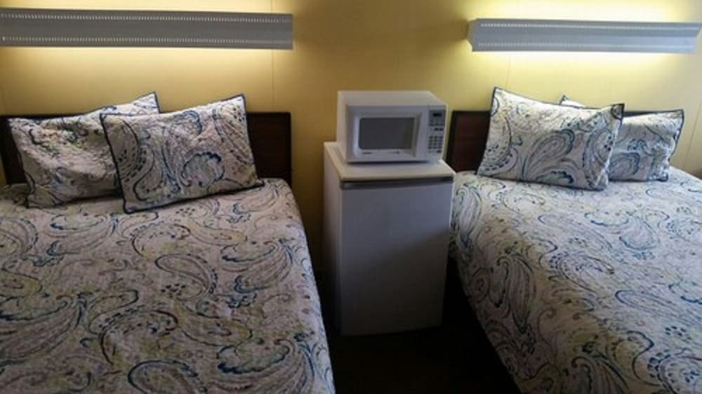 Superior Double Room, 2 Queen Beds photo 3