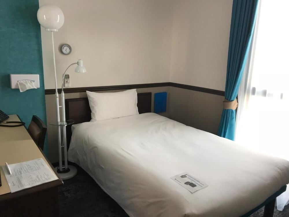 Economy Single Room thumbnail 6