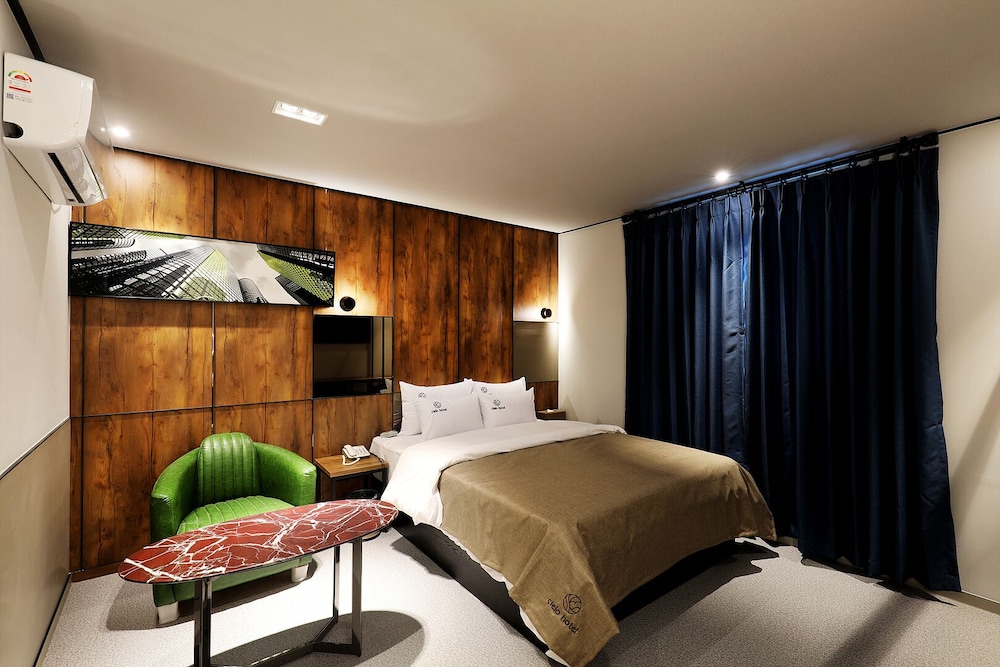 Standard Room - Photo 6