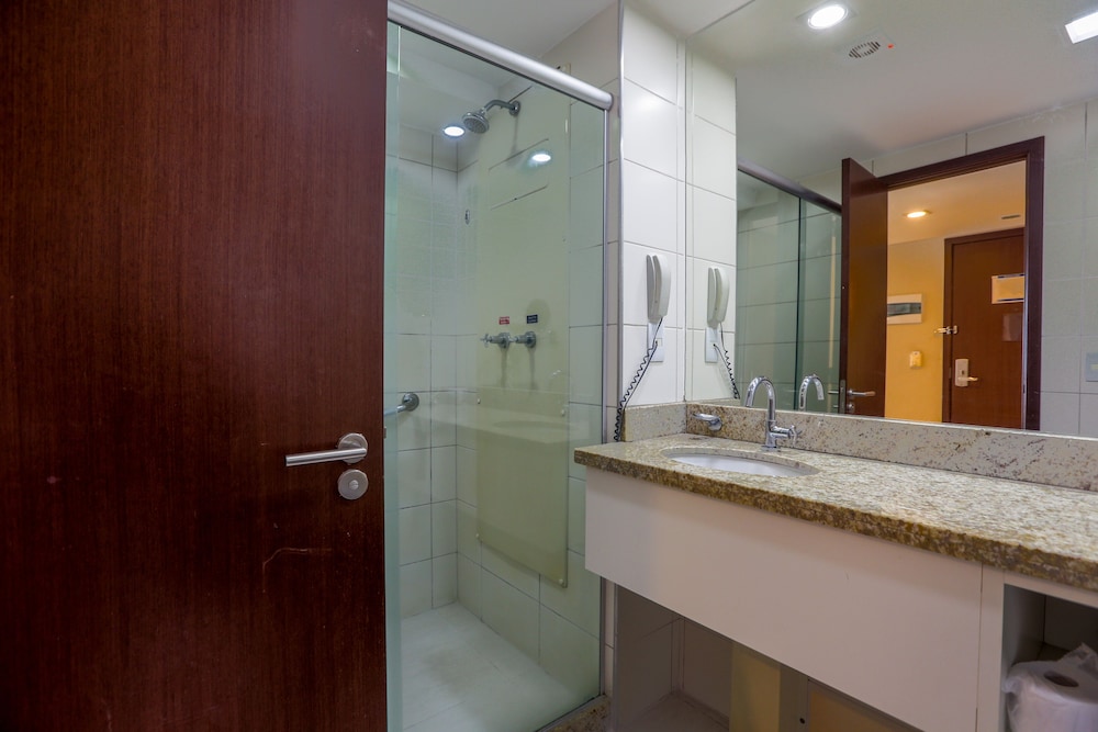 Deluxe Double Room - Photo 8