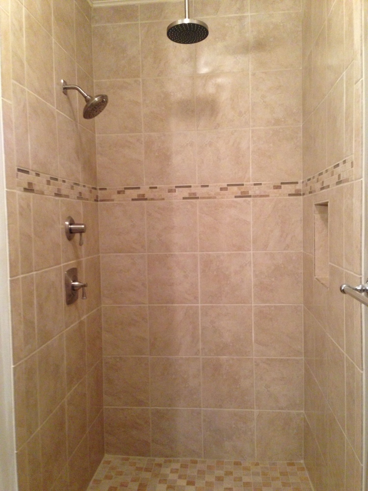 Exclusive Double Room, Shared Bathroom photo 2