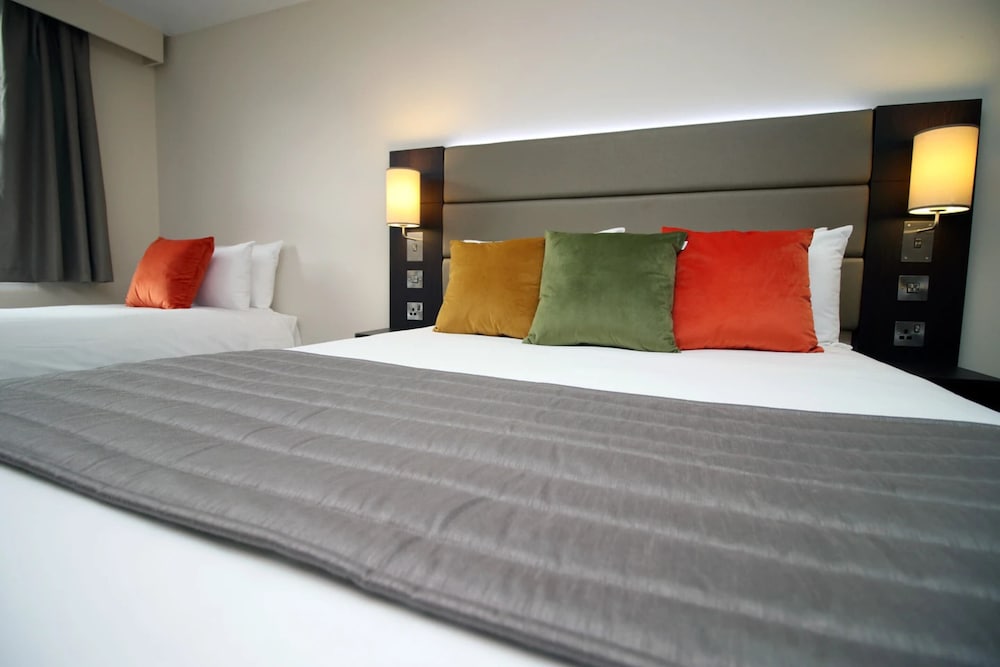 Family Triple Room, Multiple Beds - Photo 5