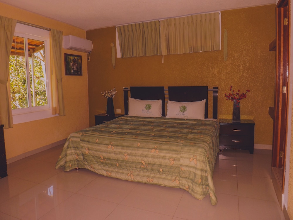 Standard Room, 1 Bedroom, Non Smoking photo 1