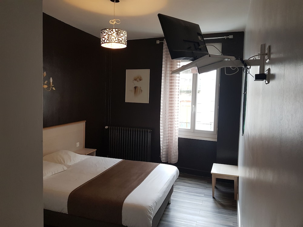 Standard Double Room photo 2
