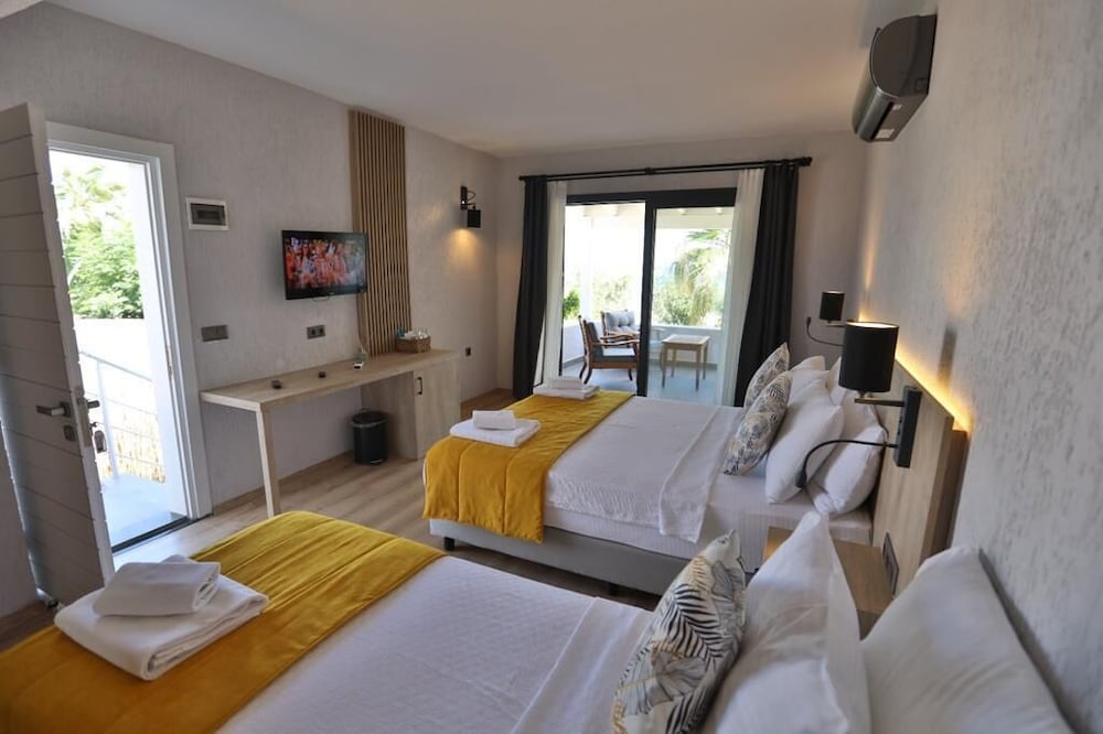 Sea View Suite
