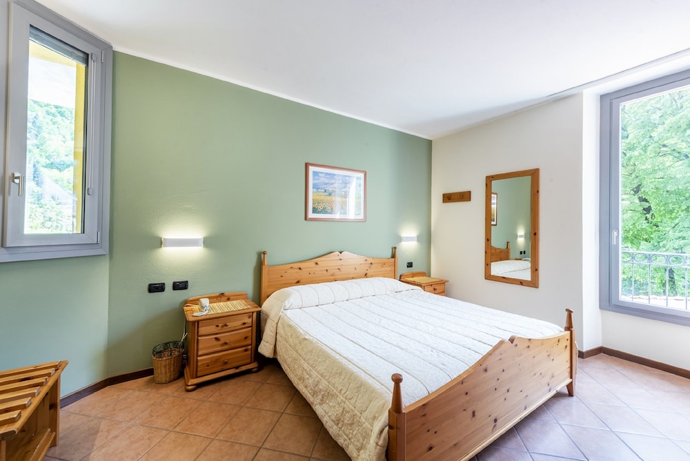 Double or Twin Room photo 3