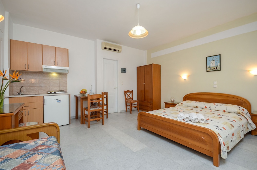 Comfort Suite photo 2
