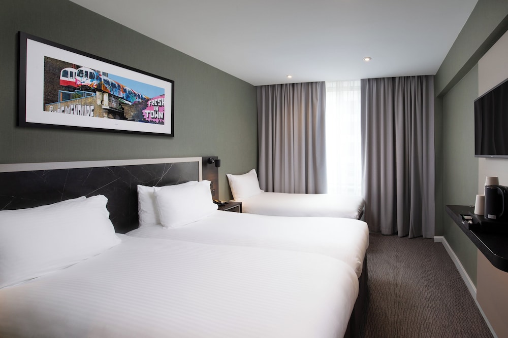 Standard Plus Twin - Extra Bed photo 3